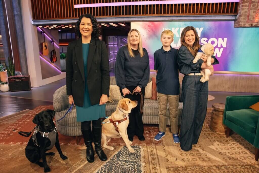 Standing in front of the studio couch, Rebekah, Liz, Clark and Kelly Clarkson (Photo by: Weiss Eubanks/NBCUniversal)